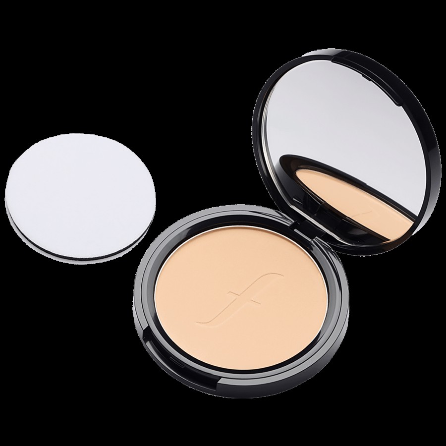 Faces Canada Weightless Matte Finish Compact - Lightweight