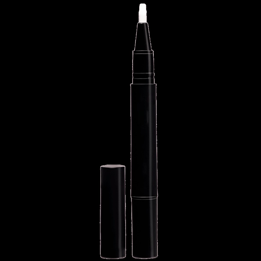 Lakme Absolute Instant Airbrush Concealer Pen