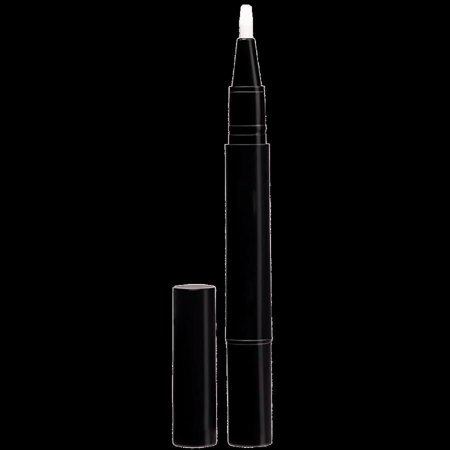 Lakme Absolute Instant Airbrush Concealer Pen