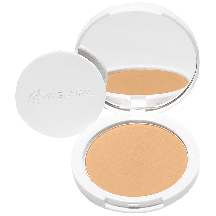 MyGlamm Lit Radiant Matte Compact Powder - Serving Face