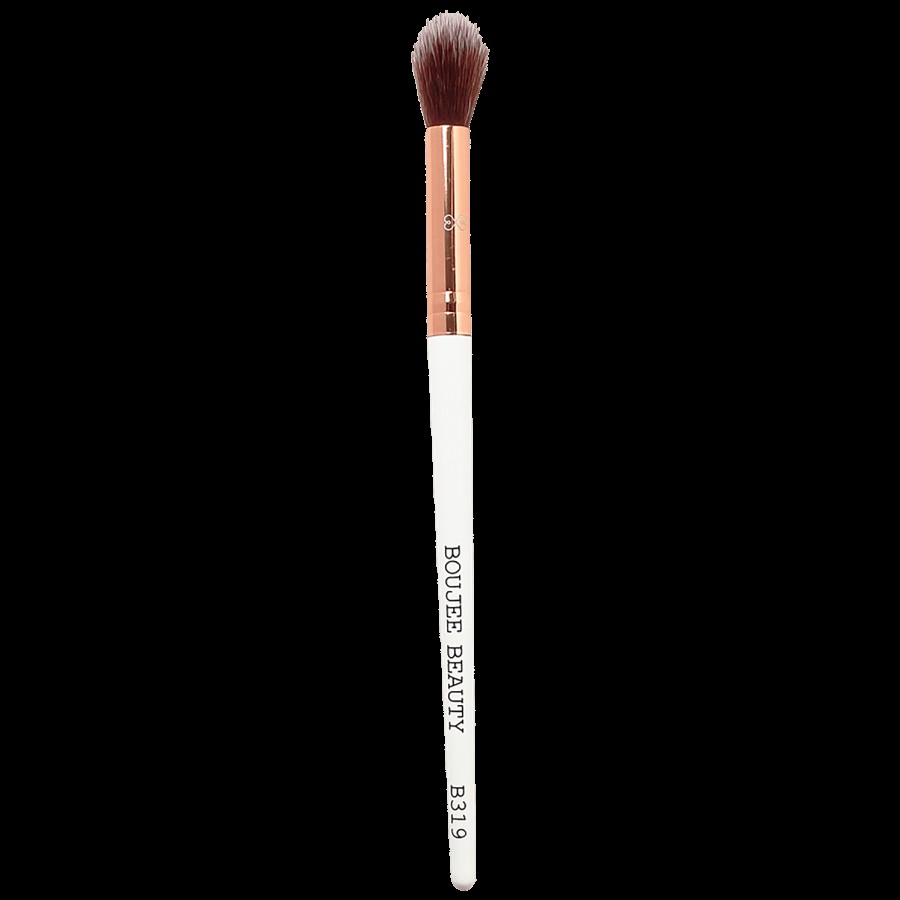 Boujee Beauty Fluffy Highlighter Brush - Helps To Apply & Blend