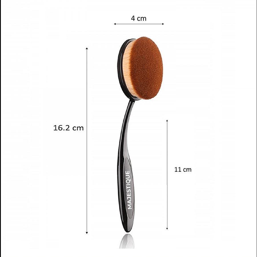 Majestique Oval Face Brush - Large