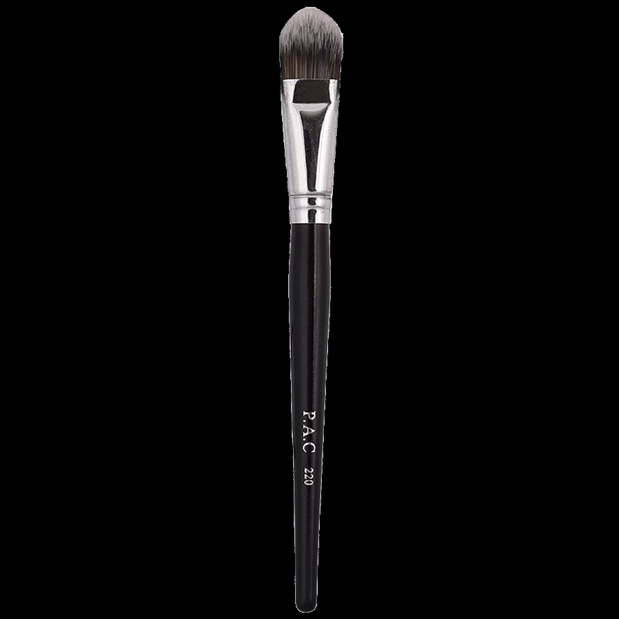 PAC Concealer Brush - 220