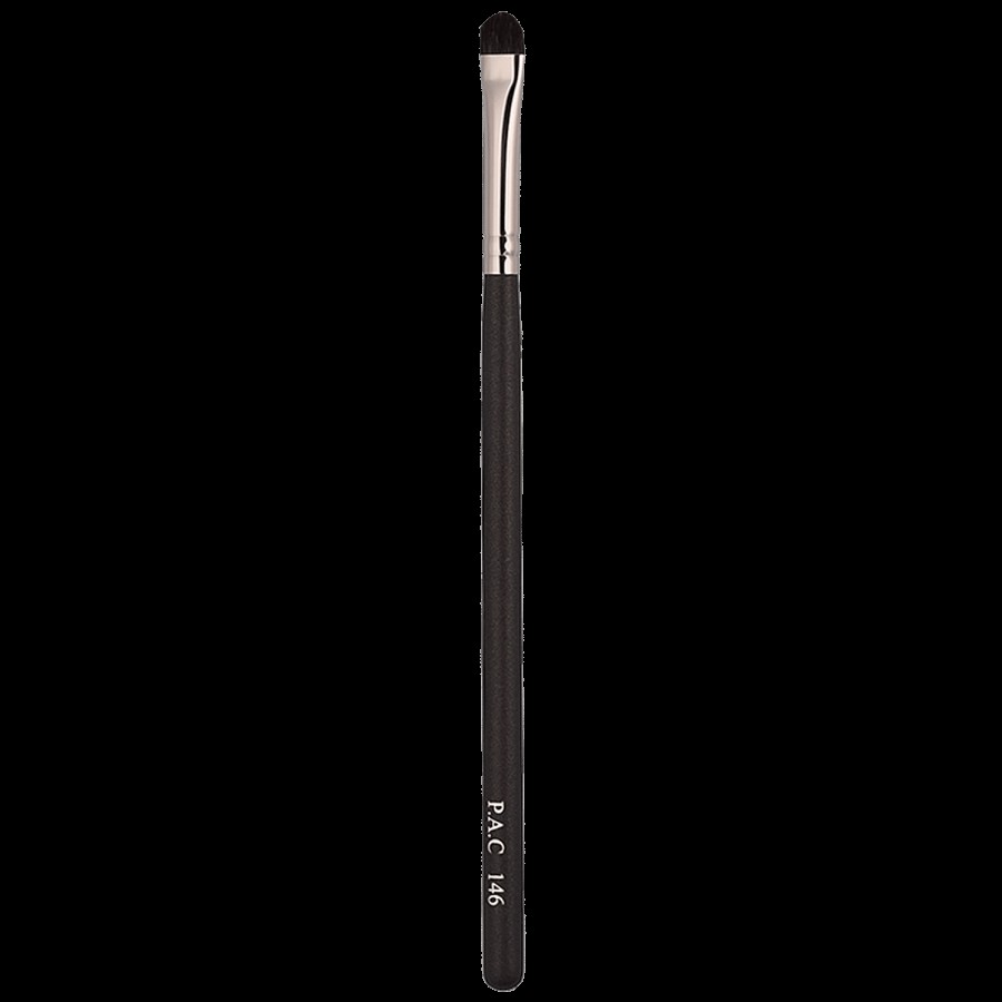 PAC Eyeshadow Brush - 146