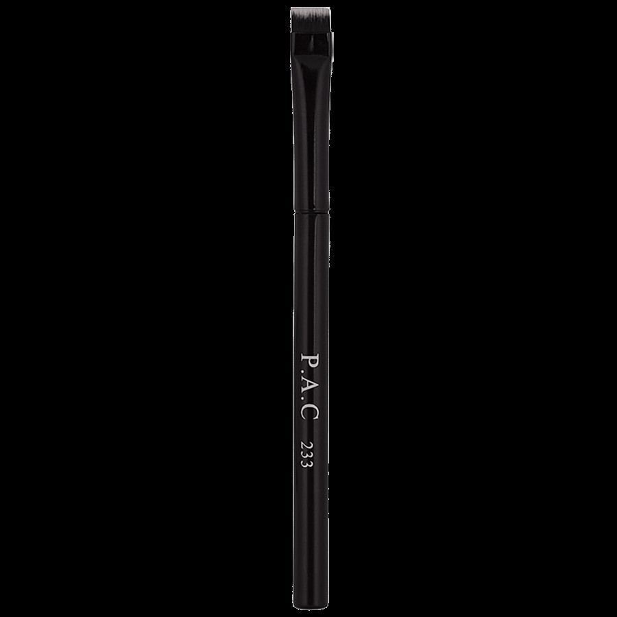 PAC Eyeshadow Brush - 233