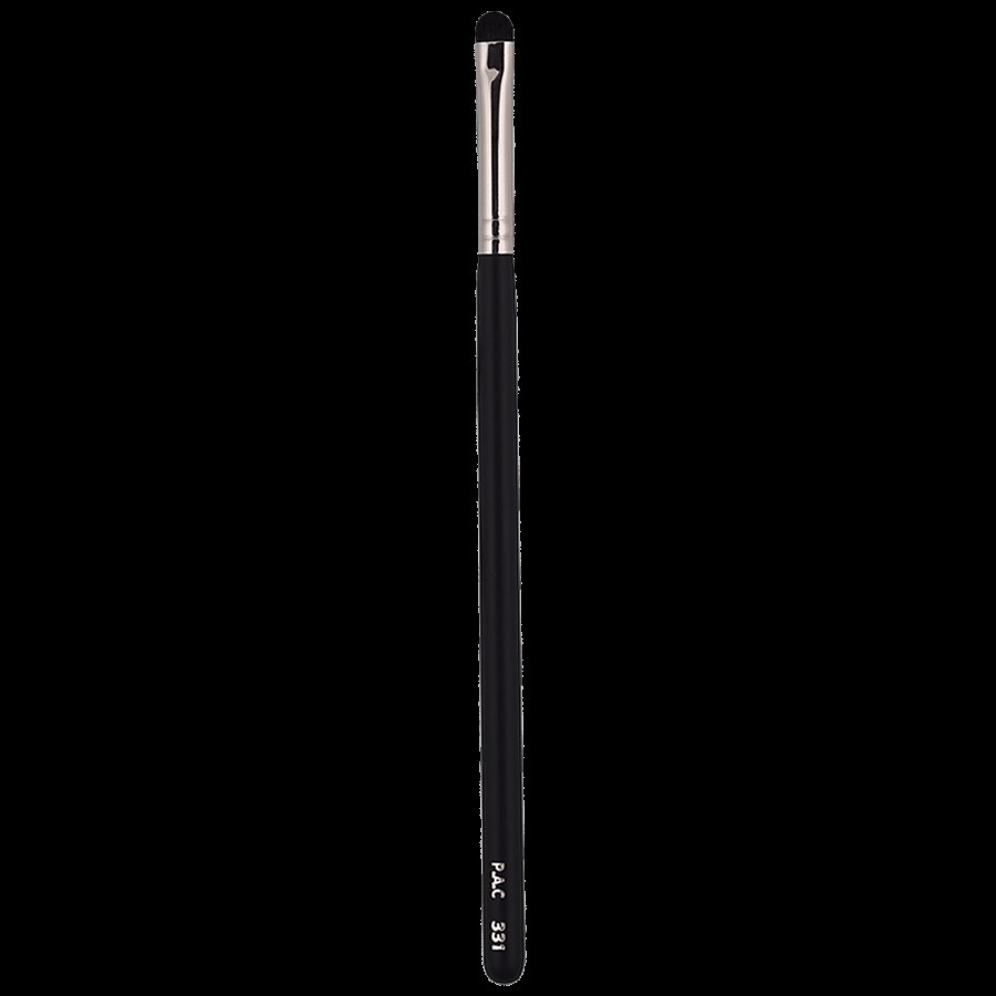 PAC Eyeshadow Brush - 331