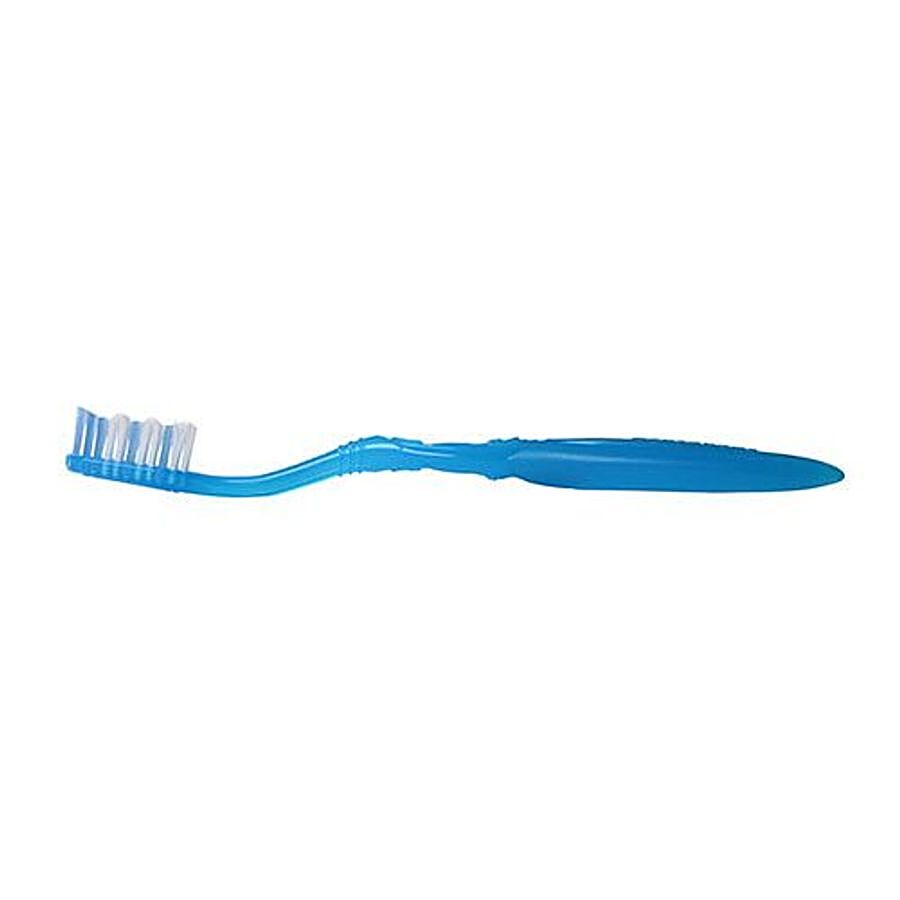 Pepsodent Germi Check Triple Clean Medium Toothbrush