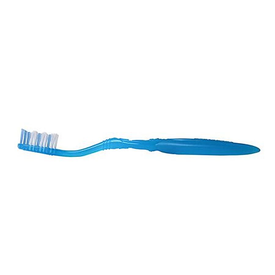 Pepsodent Germi Check Triple Clean Soft Toothbrush