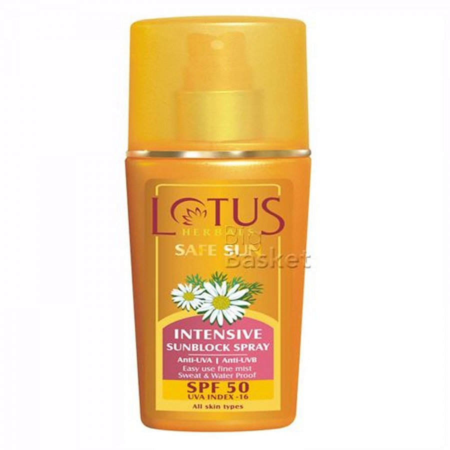 Lotus Herbals Safe Sun Intensive Sunblock Spray SPF 50 Uva Index -16