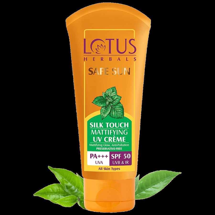 Lotus Herbals Safe Sun Silk Touch Mattifying UV Creme - SPF 50