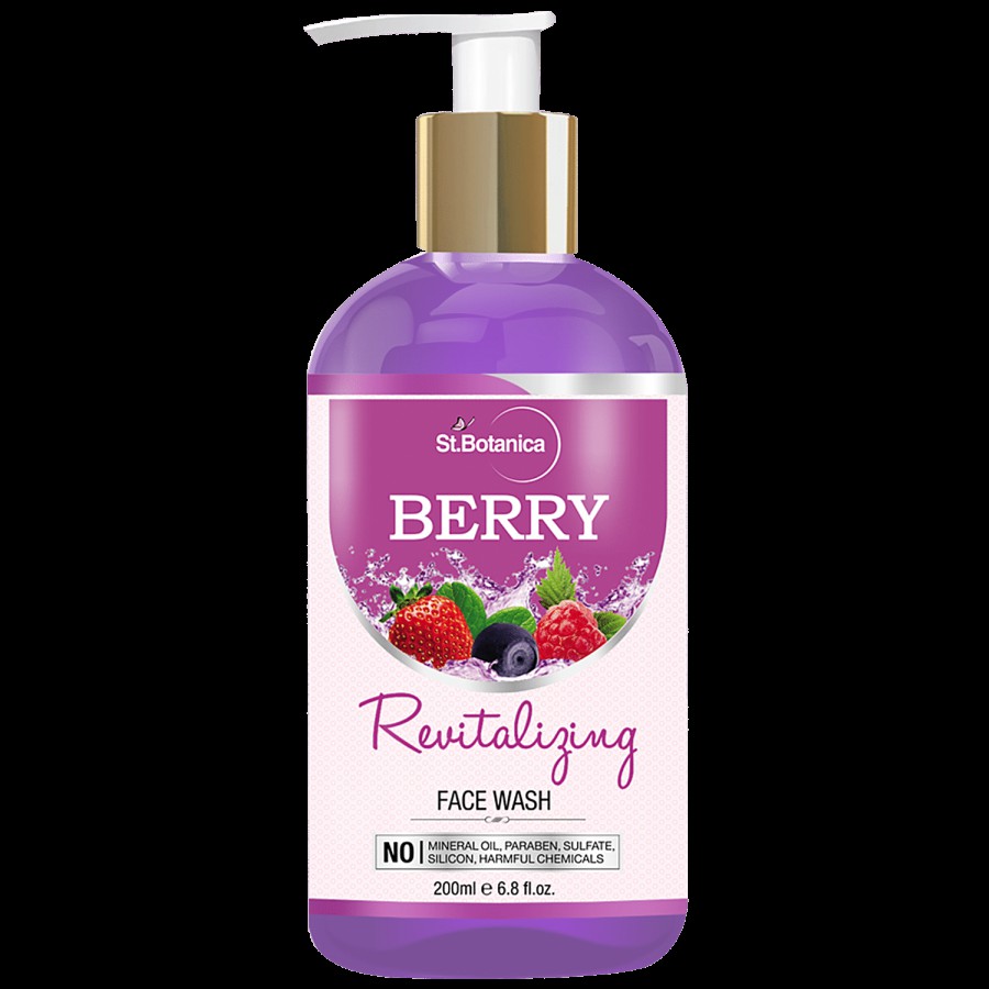 StBotanica Revitalizing Face Wash - Berry