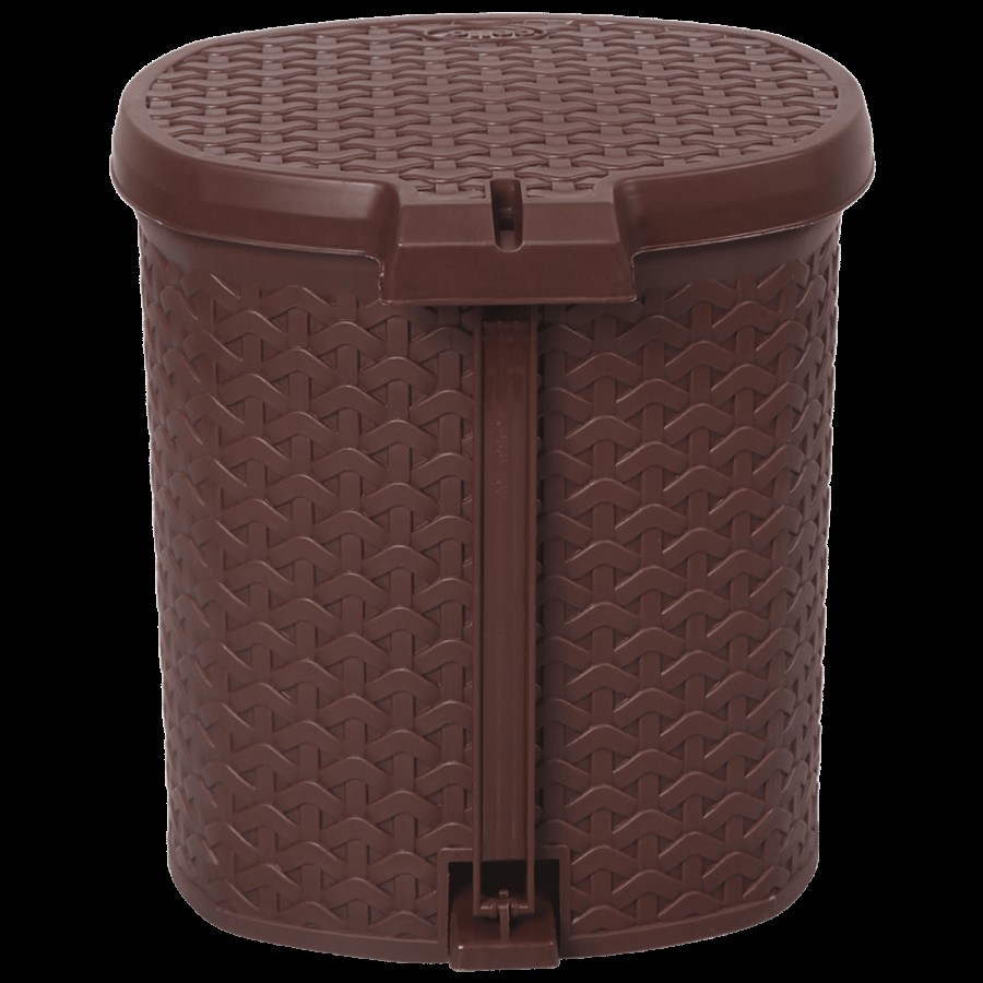 Cello Classic Plastic Dustbin / Garbage Bin - Brown