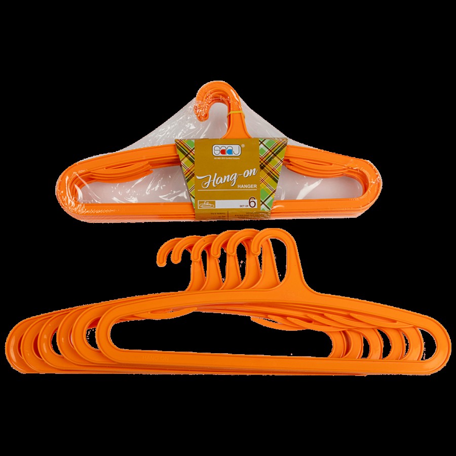 Swastik Housewares Plastic Hangers - Happy To Hang With Coller