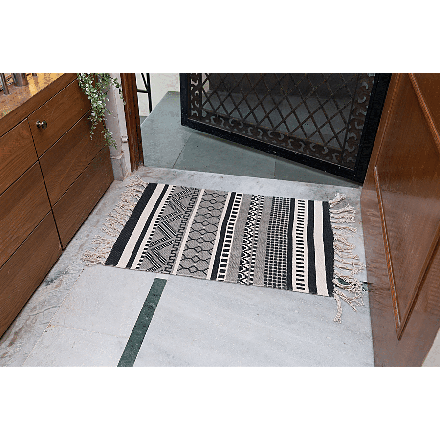 Veriza Printed Floor Mat - Cotton