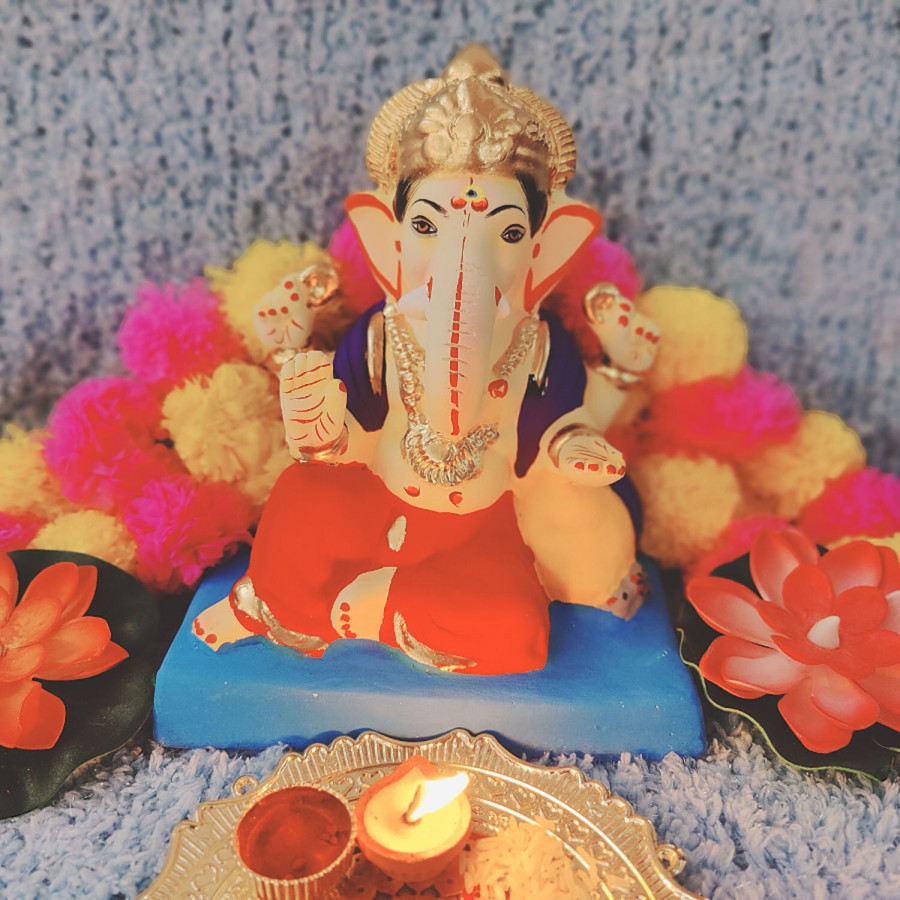 House of Festivals Ganpati Clay Murti/Ganesha Idol - Eco-Friendly