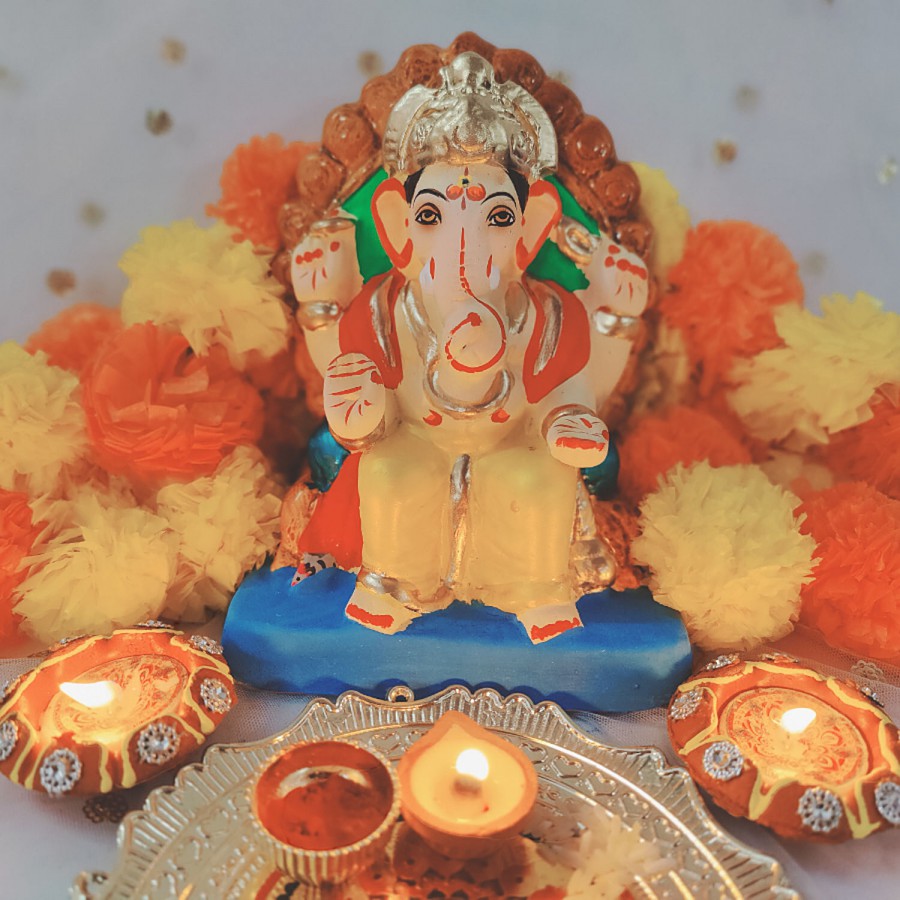 House of Festivals Ganpati Clay Murti/Ganesha Idol - Eco-Friendly