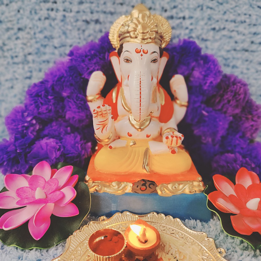 House of Festivals Ganpati Clay Murti/Ganesha Idol - Eco-Friendly