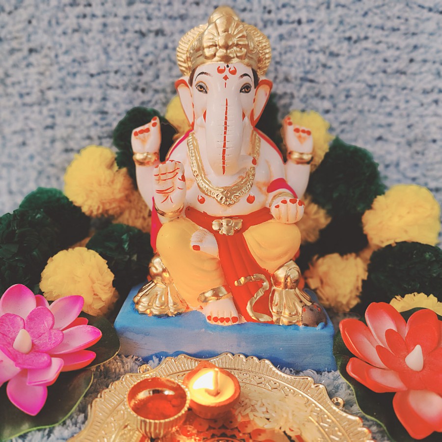 House of Festivals Ganpati Clay Murti/Ganesha Idol - Eco-Friendly