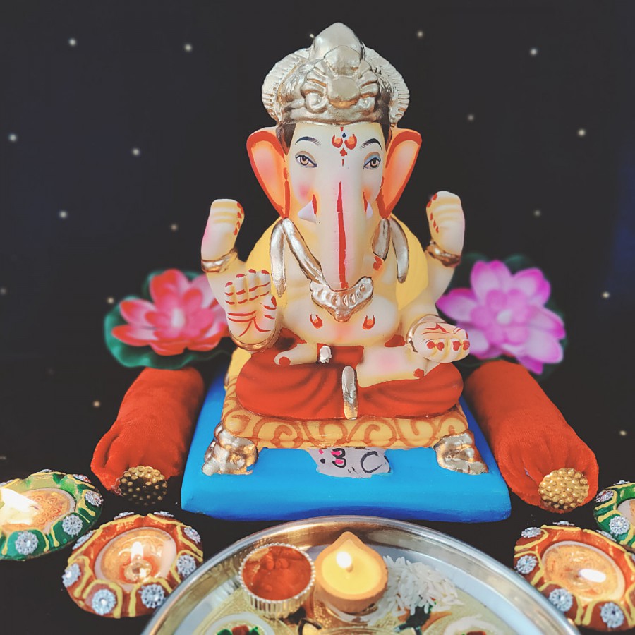 House of Festivals Ganpati Clay Murti/Ganesha Idol - Eco-Friendly