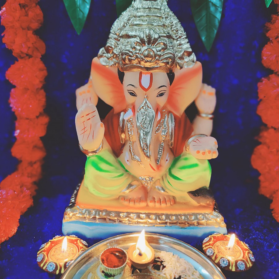 House of Festivals Ganpati Clay Murti/Ganesha Idol - Eco-Friendly