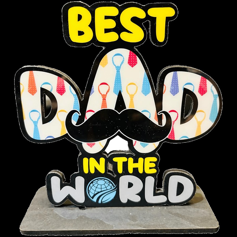 Pearlfiesta "Best Dad In The World" Wooden Trophy Father's Day Gift - Multicolour