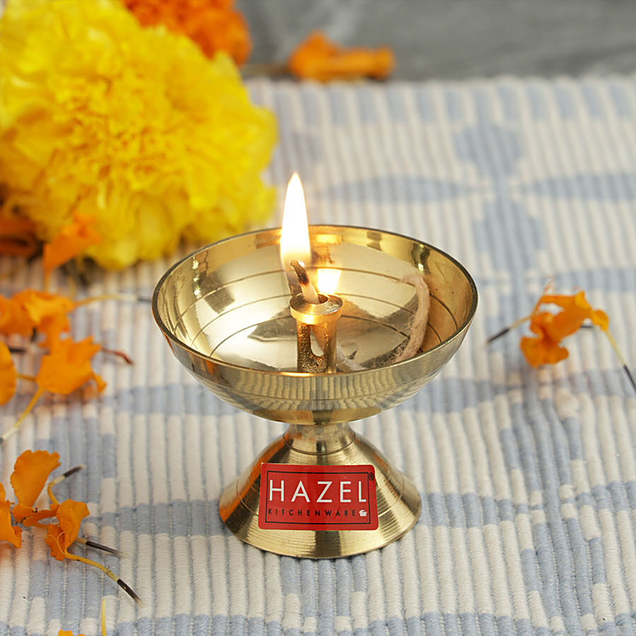 HAZEL Payali Brass Diya Oil Lamp S2 - Golden