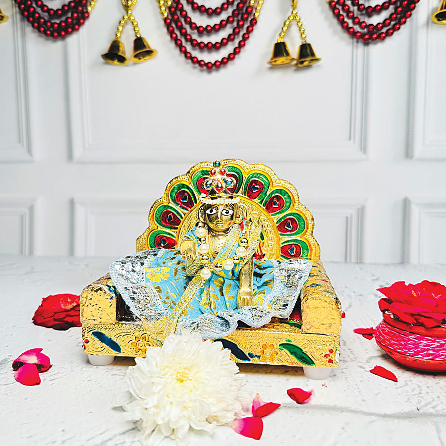 Mangal Bhavan Laddu Gopal Brass Idol