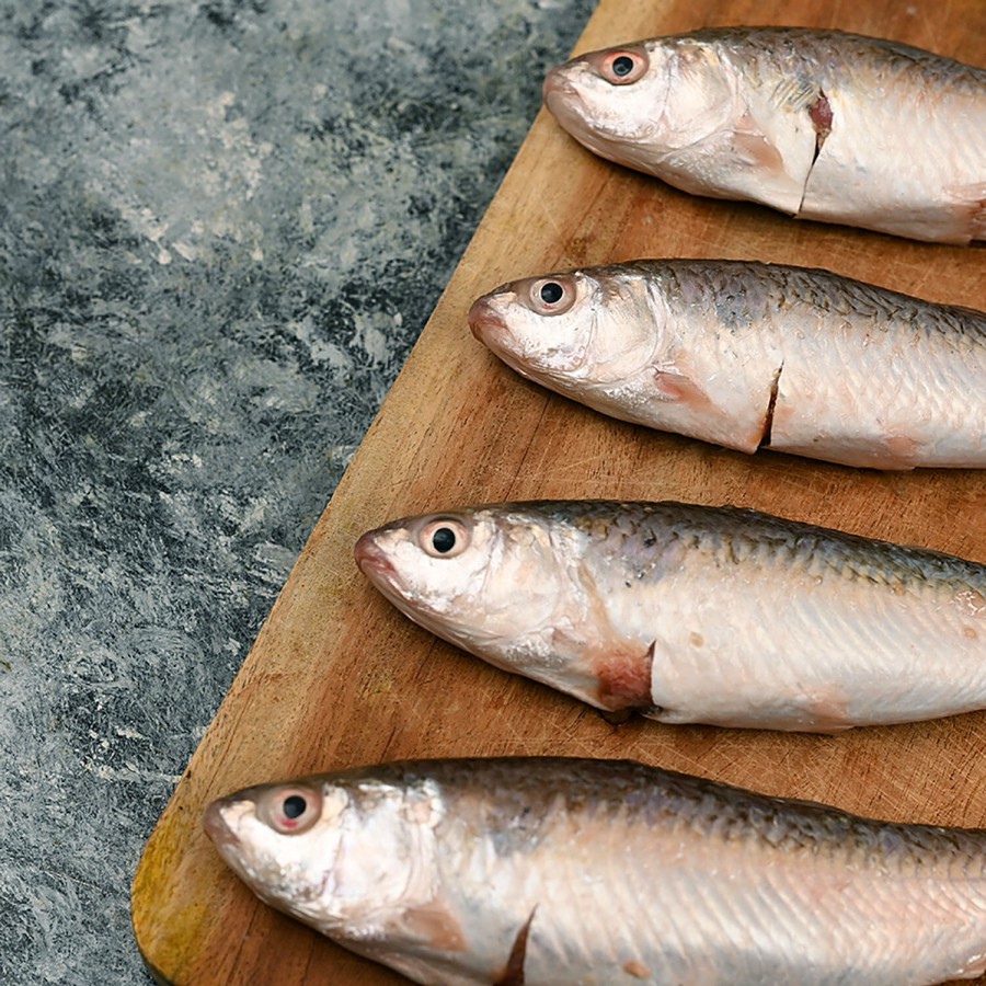 fresho! Kolkata/Bengali Bata Fish - Whole Cleaned