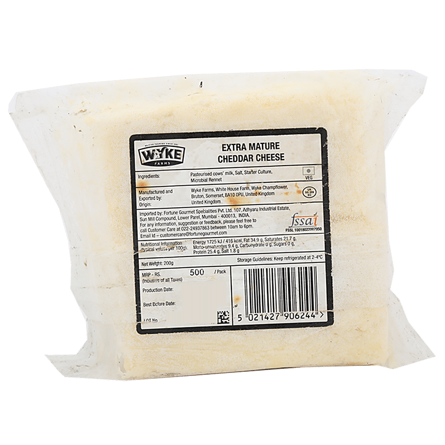 Wyke Farms Extra Mature Cheddar Cheese - Strong & Full Flavoured