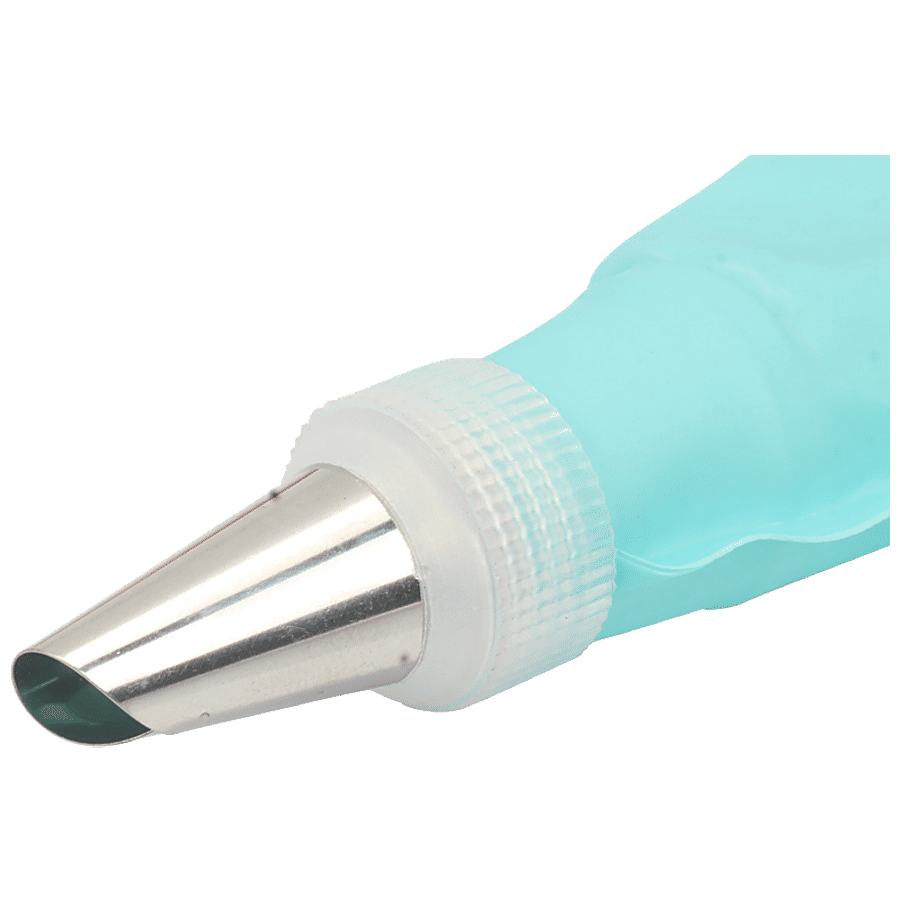 Klassic Icing Piping Nozzle Set With Icing Spatula