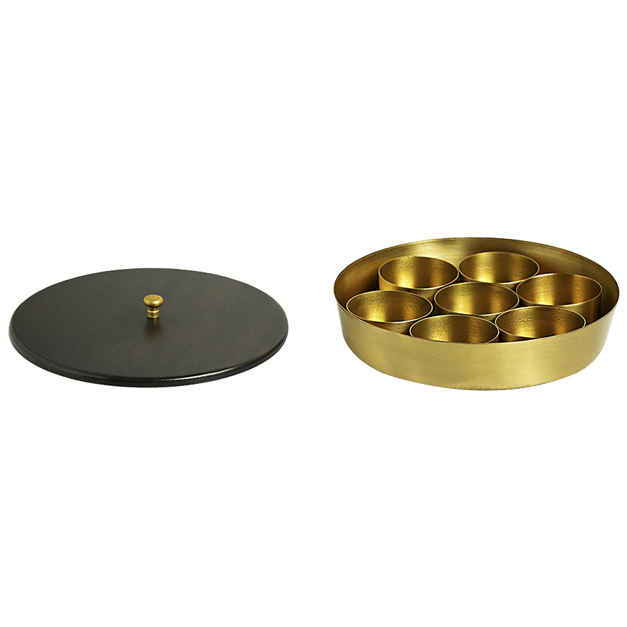 ExclusiveLane Spice Box - In Brass