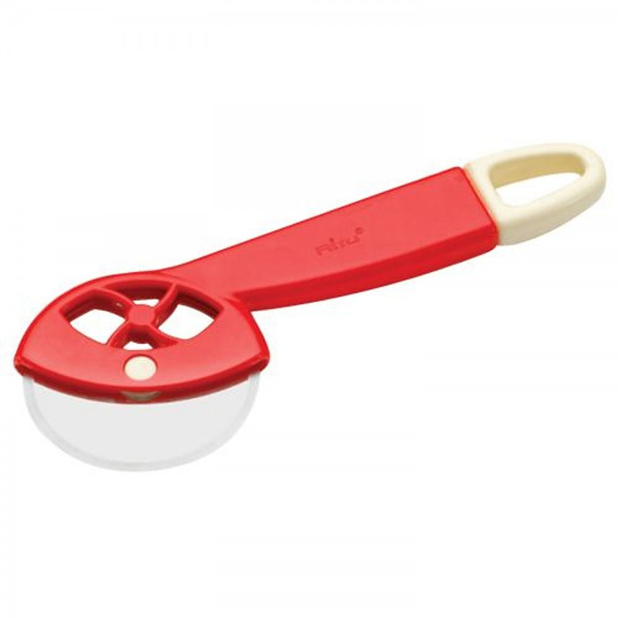 Ritu Pizza Cutter - Red & White