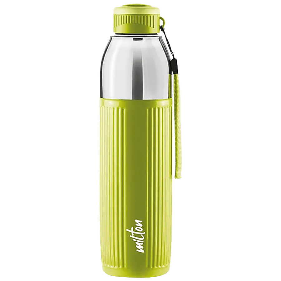 Milton Kool Glossy 900 Plastic Water Bottle - Green