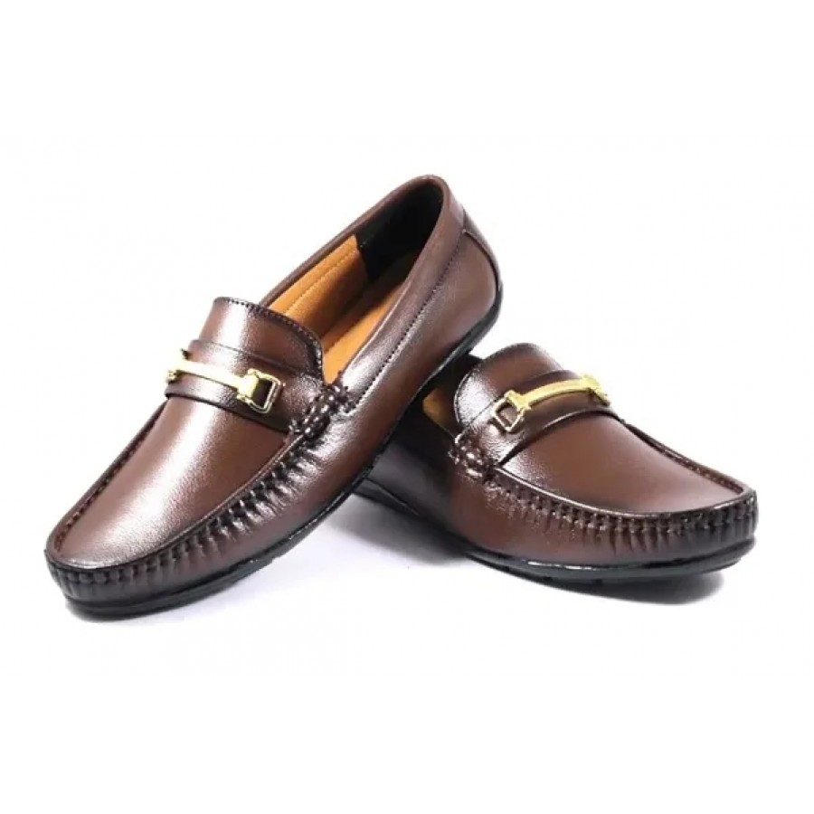 Classy Synthetic Solid Loafers for Men