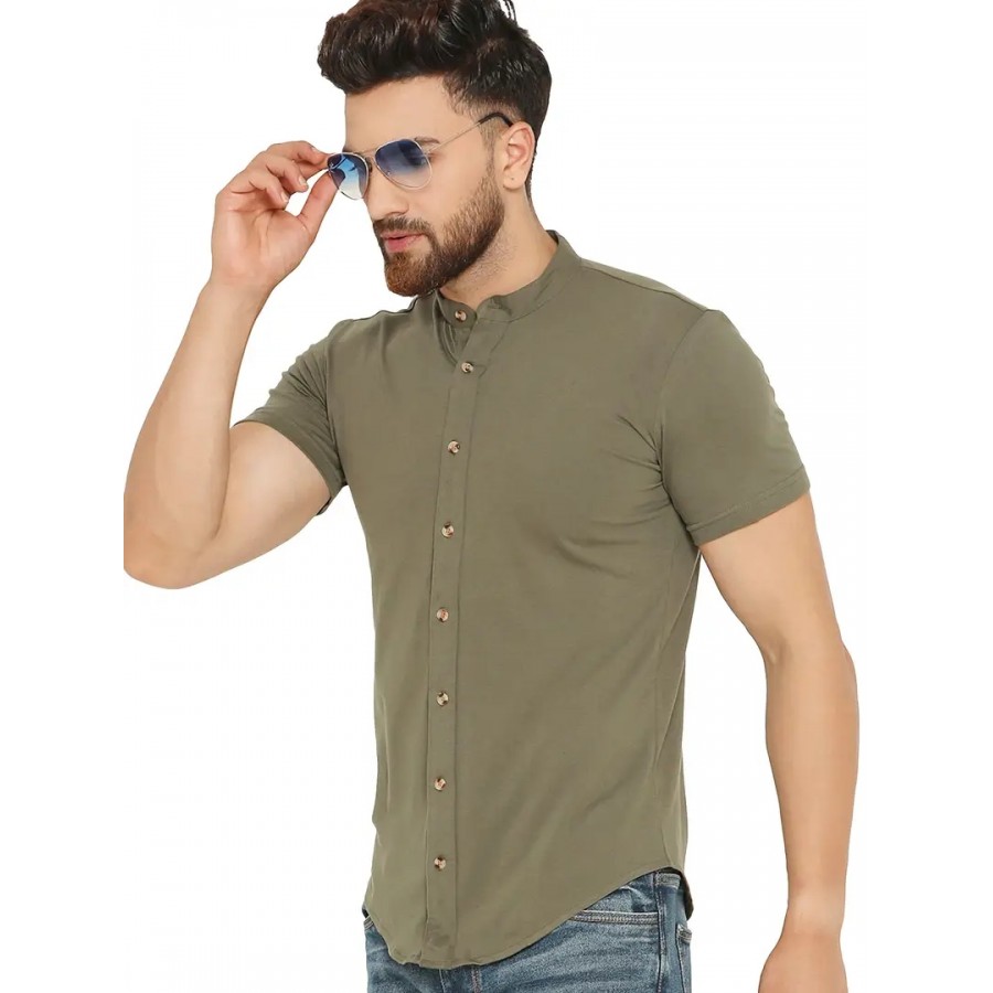 GESPO Men's Solid Green Mandarin Collar Half Sleeve Casual Shirt