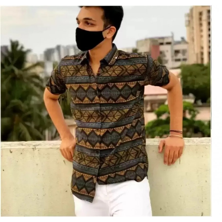 Men Cotton Blend Printed Casual Shirt