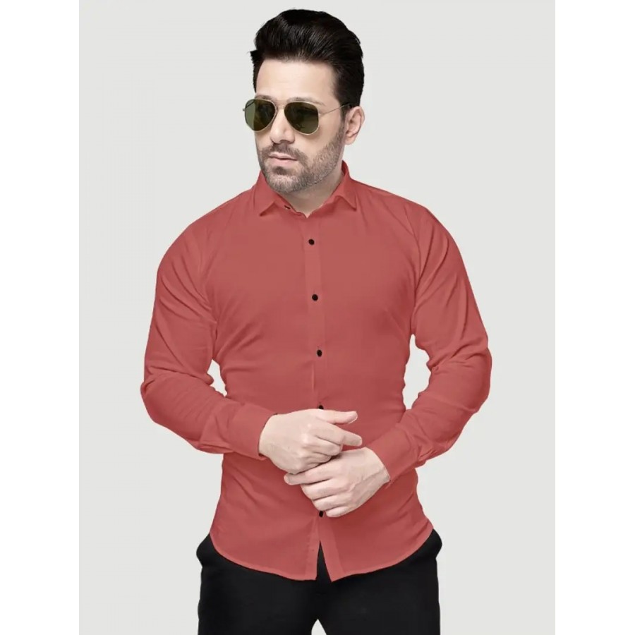 Men Regular Fit Solid Spread Collar Casual Shirt