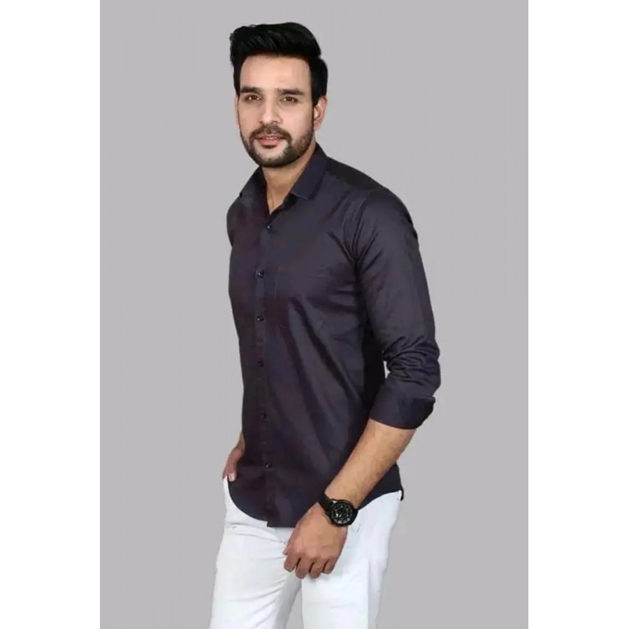 Stylish Black Cotton Regular Fit Solid Casual Shirt For Men