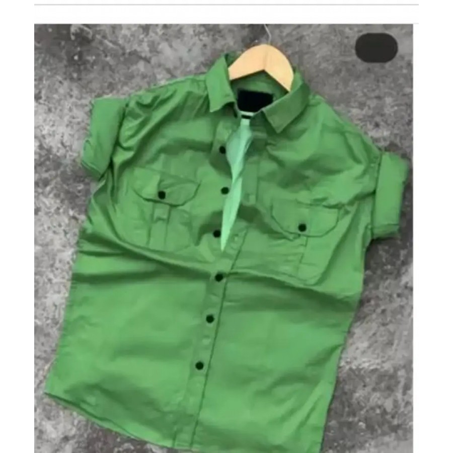 Stylish Green Cotton Blend Solid Casual Shirt For Men