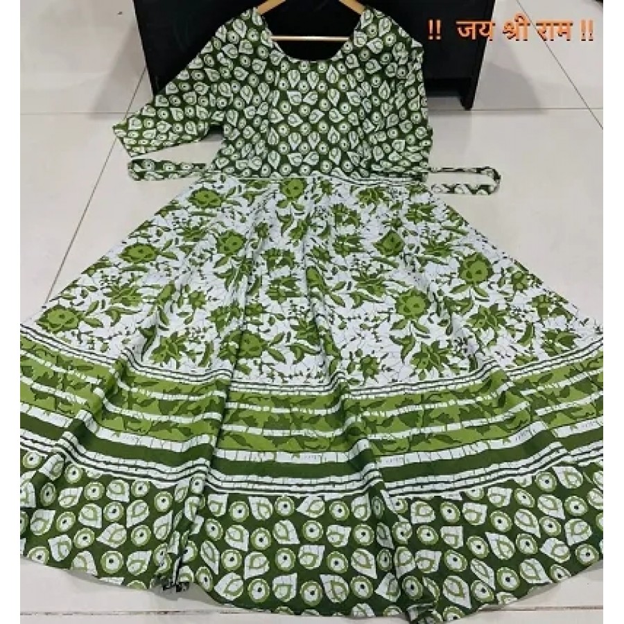 Attractive Cotton  Gown for Women