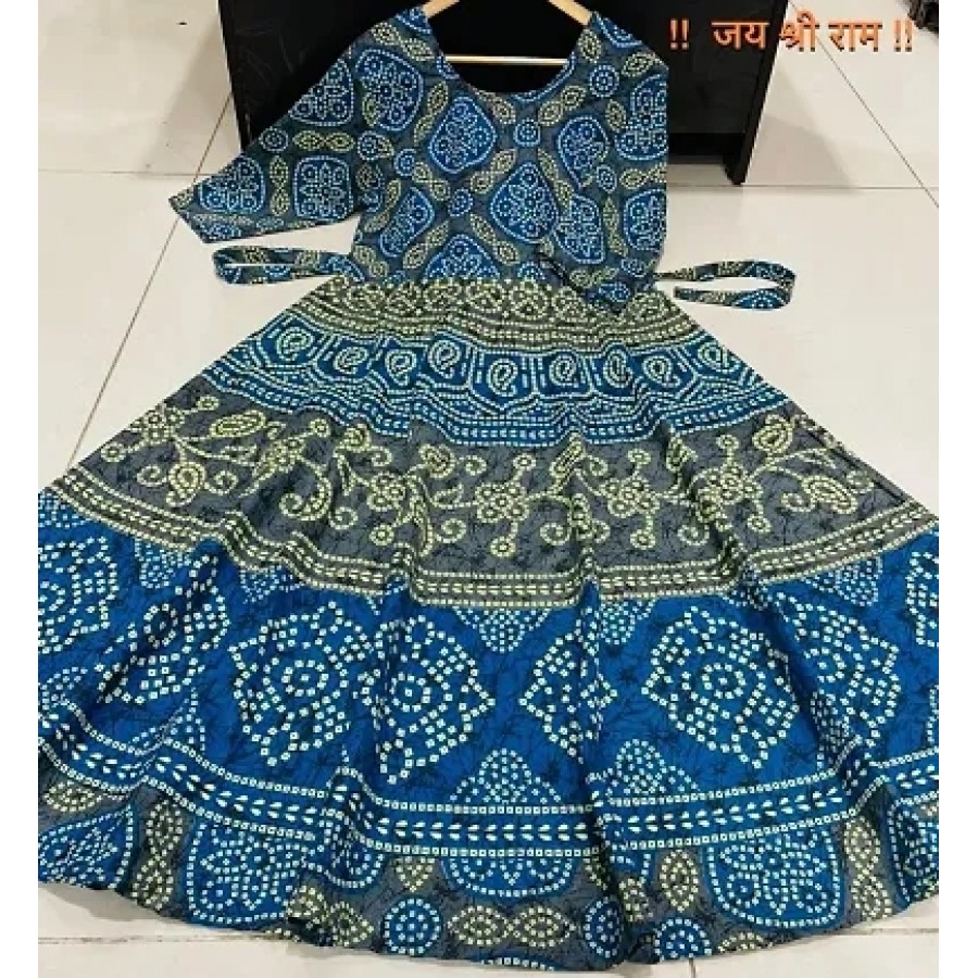 Attractive Cotton  Gown for Women