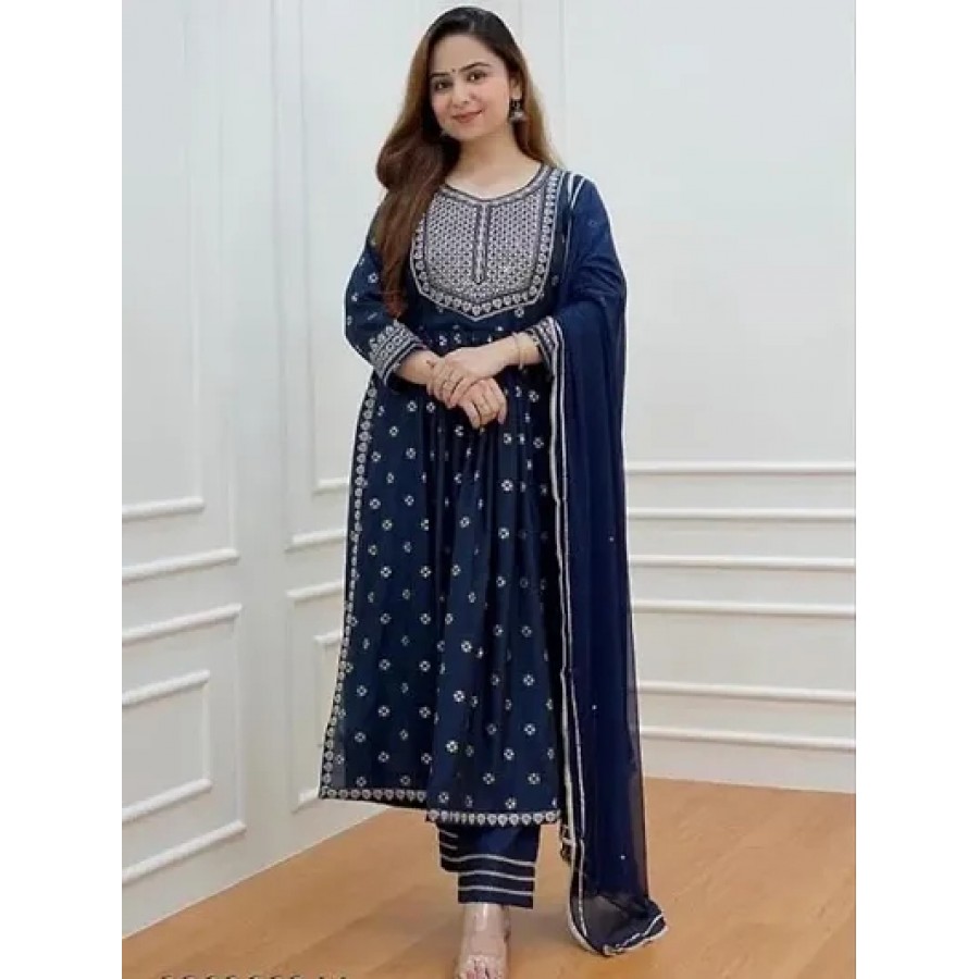 Blue Embroidery Rayon Kurtis Indian Women Kurtis With Dupatta Set