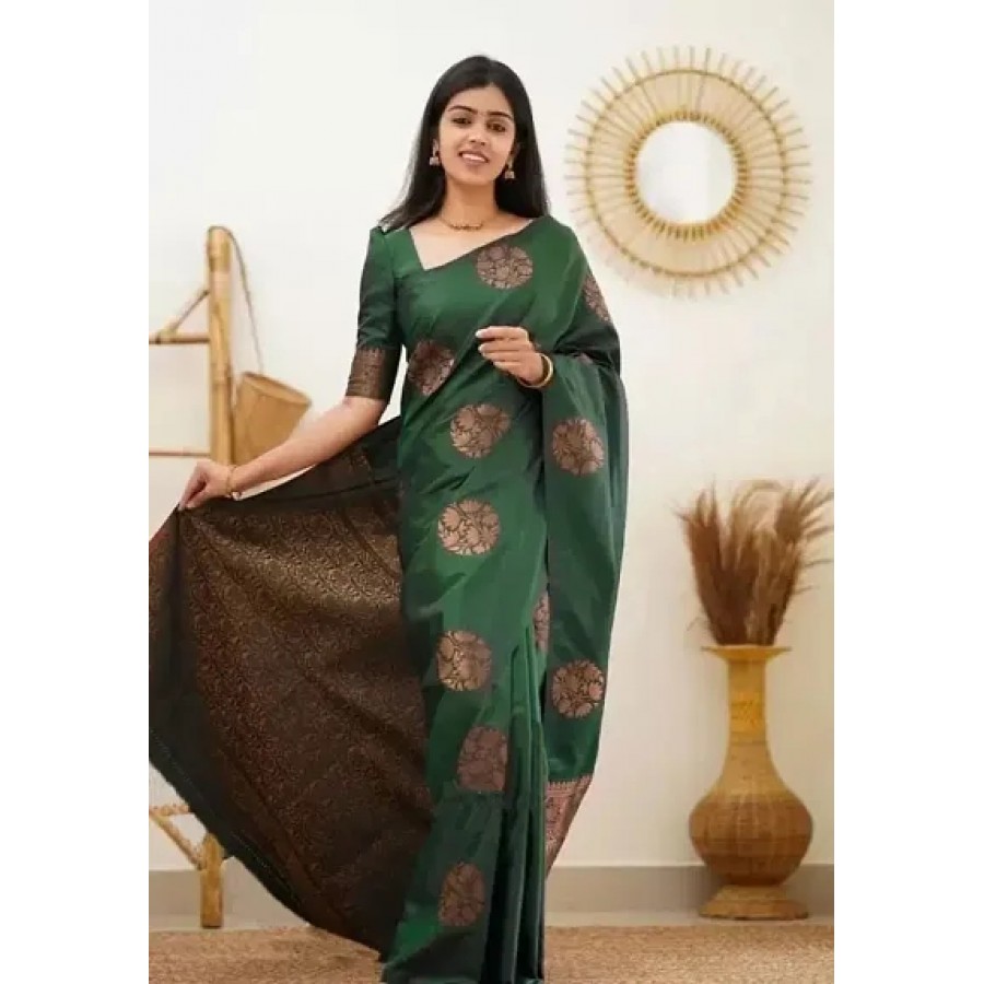 Stylish Green Litchi Silk Saree With Blouse Piece For Women