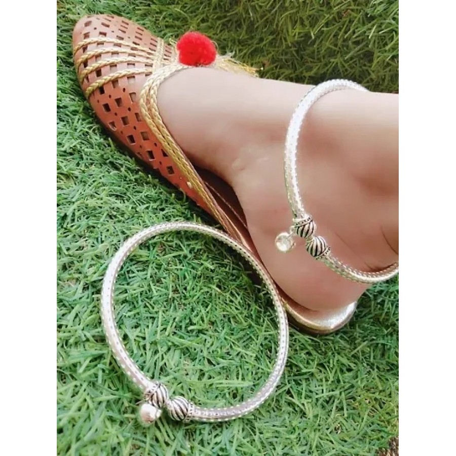 Trendy Beautiful Brass Silver Plated Anklets