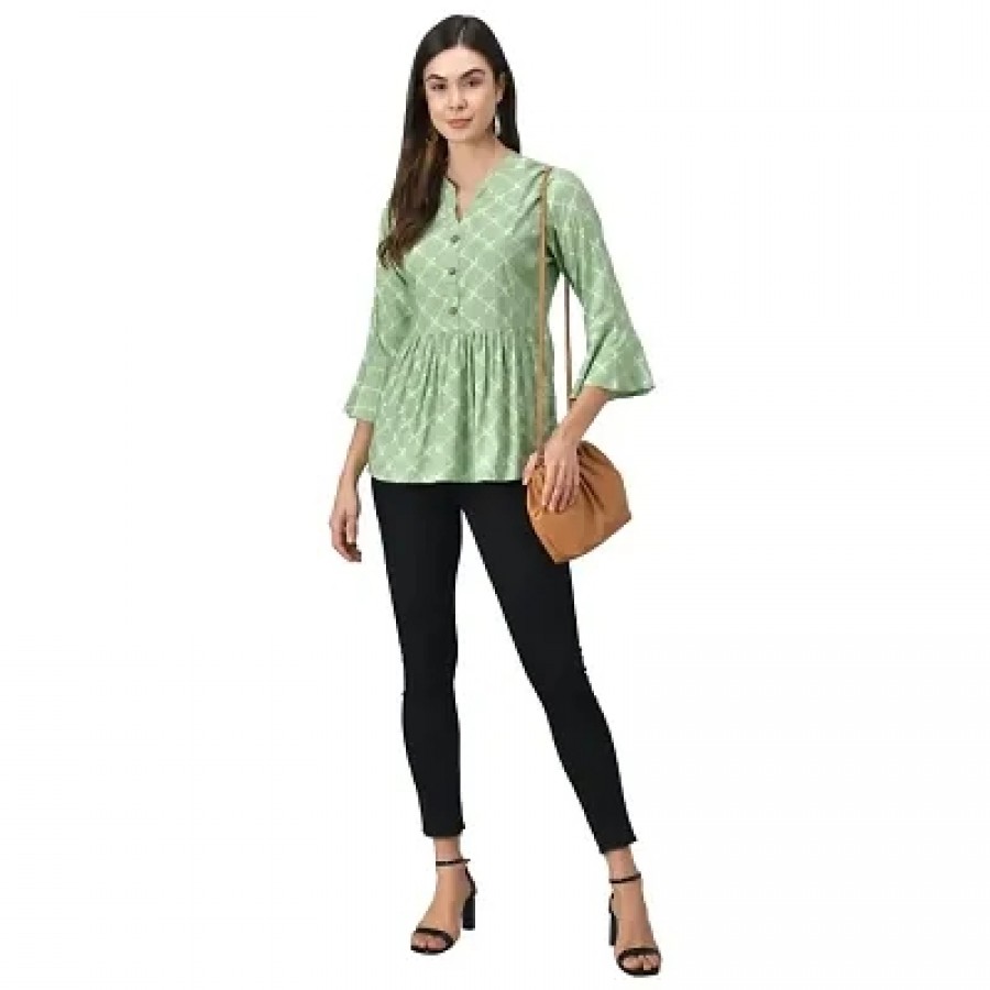 Stylish Green Polyester Cotton Printed Tops For Women