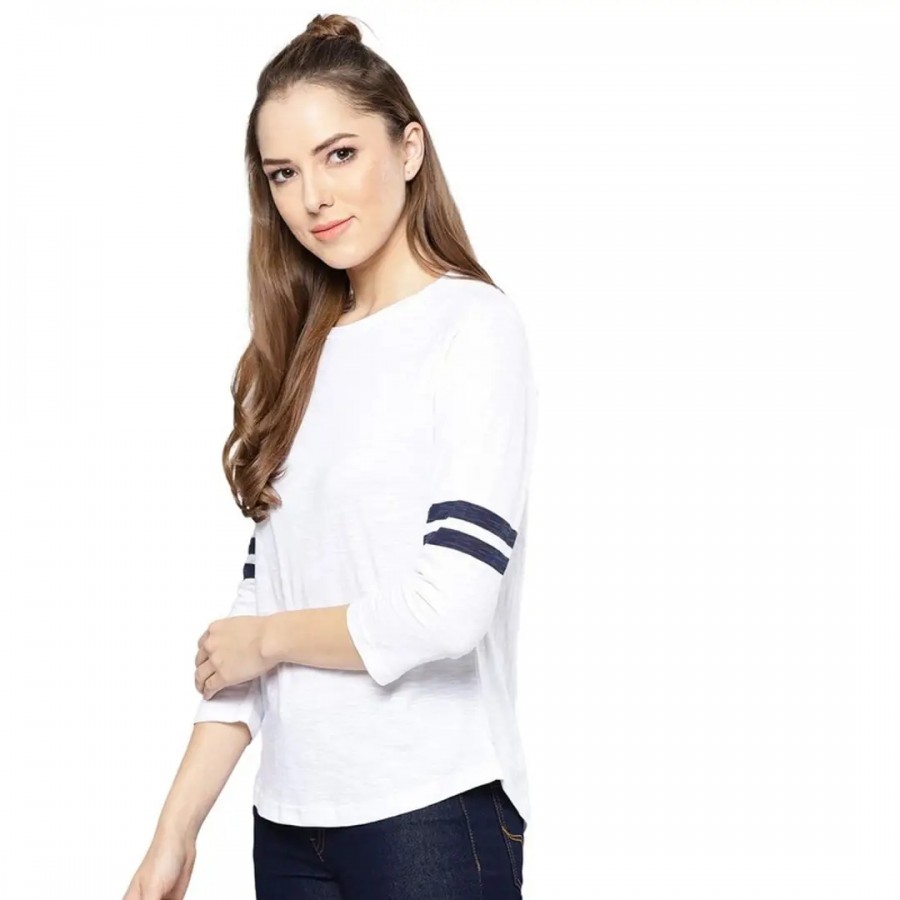 Stylish White Solid Cotton Blend Tops For Women